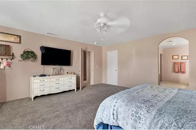 16165 Pine, Hesperia, CA 92345 - Photo 25