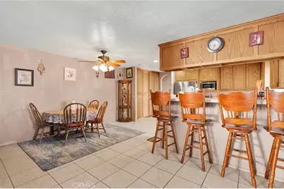16165 Pine, Hesperia, CA 92345 - Photo 15