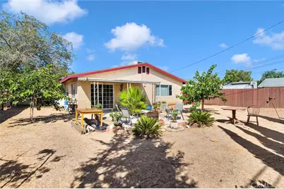 16165 Pine, Hesperia, CA 92345 - Photo 35