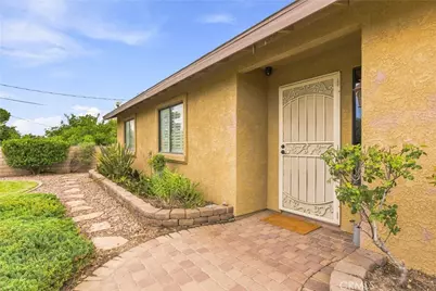 8333 Paisley, Hesperia, CA 92345 - Photo 5