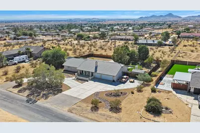 16976 Joshua, Apple Valley, CA 92307 - Photo 65