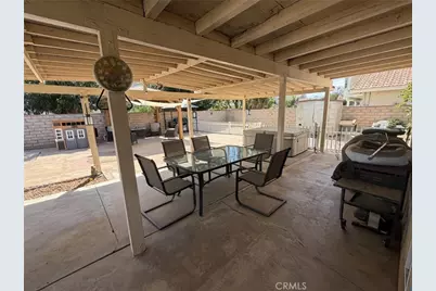 14064 Driftwood, Victorville, CA 92395 - Photo 19