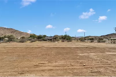 24911 Via Vista Rd, Apple Valley, CA 92308 - Photo 35