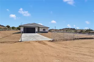 24911 Via Vista Rd, Apple Valley, CA 92308 - Photo 43