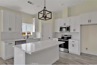 24911 Via Vista Rd, Apple Valley, CA 92308 - Photo 9