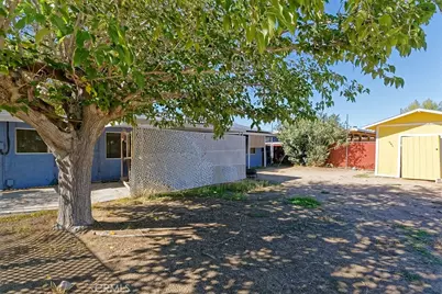 14035 Wimbleton Drive, Victorville, CA 92395 - Photo 21