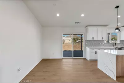 16218 Quantico Rd E, Apple Valley, CA 92307 - Photo 13