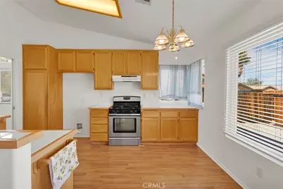 13289 Carleton Circle, Victorville, CA 92392 - Photo 19