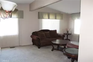 14000 El Evado, Victorville, CA 92392 - Photo 5