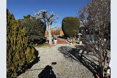 20404 Half Moon Court, Apple Valley, CA 92308 - Photo 25
