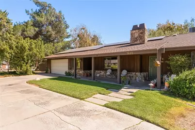 7611 Glider, Hesperia, CA 92345 - Photo 3