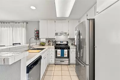 14554 Hidden Canyon, Victorville, CA 92394 - Photo 15