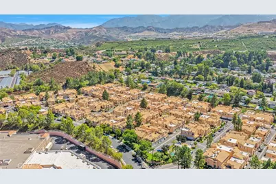 18820 Vista Del Canon #C, Newhall, CA 91321 - Photo 35