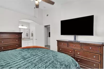 18820 Vista Del Canon #C, Newhall, CA 91321 - Photo 17