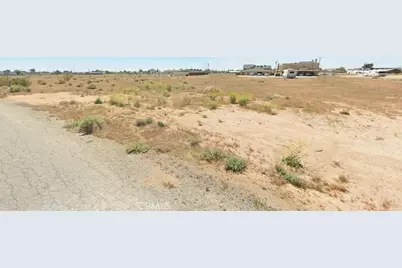 8715 Walpole Avenue, California City, CA 93505 - Photo 3