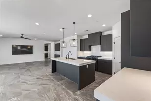 12026 Belmont Rd, Oak Hills, CA 92344 - Photo 23