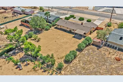 18256 Danbury, Hesperia, CA 92345 - Photo 43