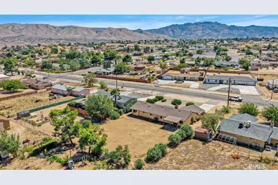 18256 Danbury, Hesperia, CA 92345 - Photo 47