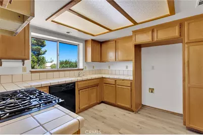 18256 Danbury, Hesperia, CA 92345 - Photo 15