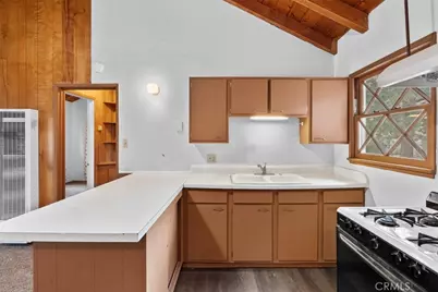 592 Mountain View, Wrightwood, CA 92397 - Photo 17