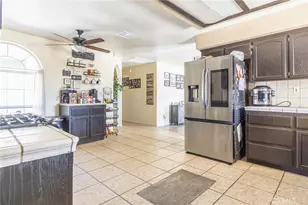 12631 Mesquite St, Oak Hills, CA 92344 - Photo 11