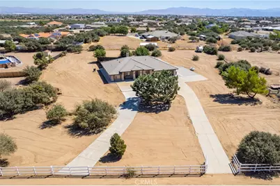 8423 Beaver, Phelan, CA 92371 - Photo 49