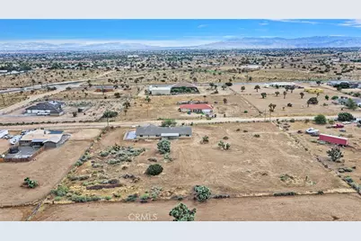 10432 Atsina, Phelan, CA 92371 - Photo 59