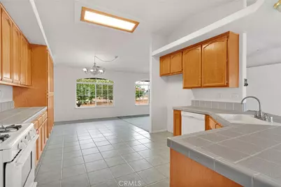10432 Atsina, Phelan, CA 92371 - Photo 17