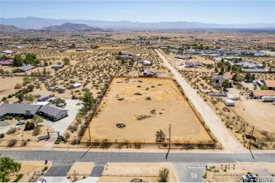 23595 Waalew Road, Apple Valley, CA 92307 - Photo 11