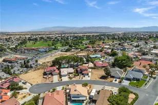 18010 Wildwood, Victorville, CA 92395 - Photo 3