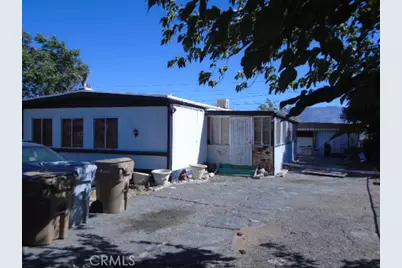 19075 Danbury, Hesperia, CA 92345 - Photo 3