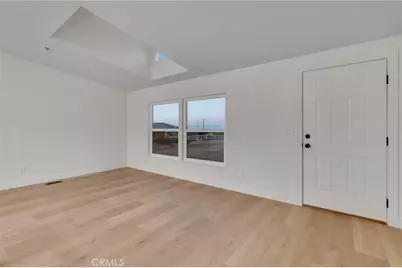 9572 Smith Road, Phelan, CA 92371 - Photo 3