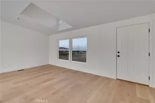 9572 Smith Rd, Phelan, CA 92371 - Photo 3