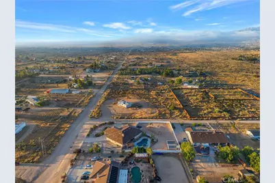 9572 Smith Road, Phelan, CA 92371 - Photo 41