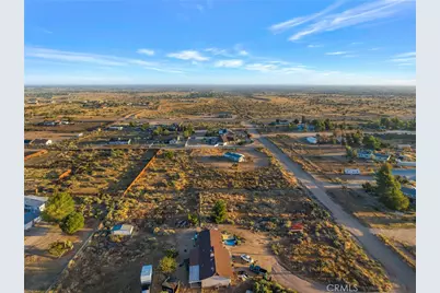 9572 Smith Road, Phelan, CA 92371 - Photo 45
