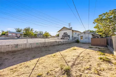 15557 5th Street, Victorville, CA 92395 - Photo 35