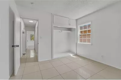 561 N Park, Rialto, CA 92376 - Photo 21