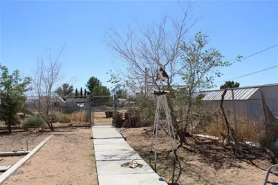 14435 Iroquois Road, Apple Valley, CA 92308 - Photo 31