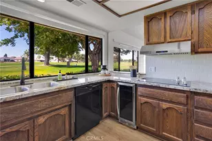 12572 Coronado Ln, Victorville, CA 92395 - Photo 17