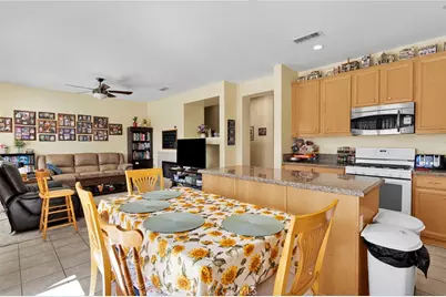 12277 Dandelion, Victorville, CA 92392 - Photo 15