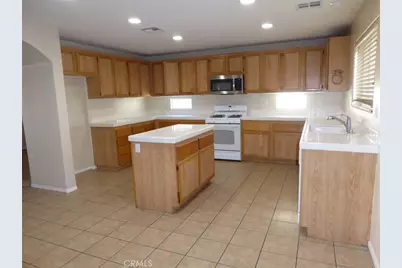 9390 Dragon Tree, Hesperia, CA 92344 - Photo 3