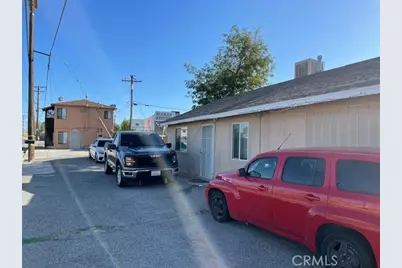 14160 Hesperia, Victorville, CA 92395 - Photo 7