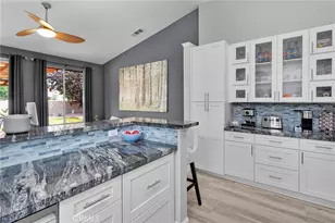 15131 Zircon Dr, Victorville, CA 92394 - Photo 5