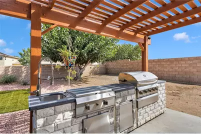 15131 Zircon Drive, Victorville, CA 92394 - Photo 49