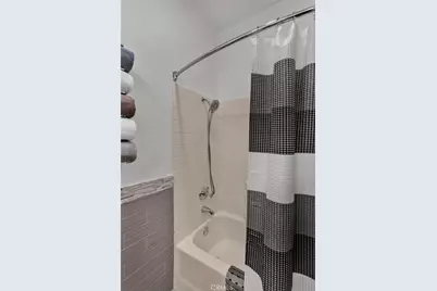 15131 Zircon Drive, Victorville, CA 92394 - Photo 29
