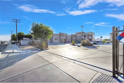 11914 Mariposa Road #102, Hesperia, CA 92345 - Photo 13