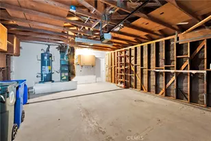 15710 Nassau Dr, Victorville, CA 92395 - Photo 31