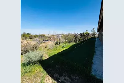 7438 Woodcliff, Phelan, CA 92371 - Photo 59