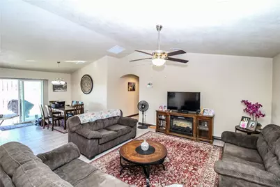 13922 Jicarilla Road, Apple Valley, CA 92307 - Photo 9