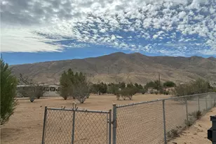 9545 Joshua St, Apple Valley, CA 92308 - Photo 13